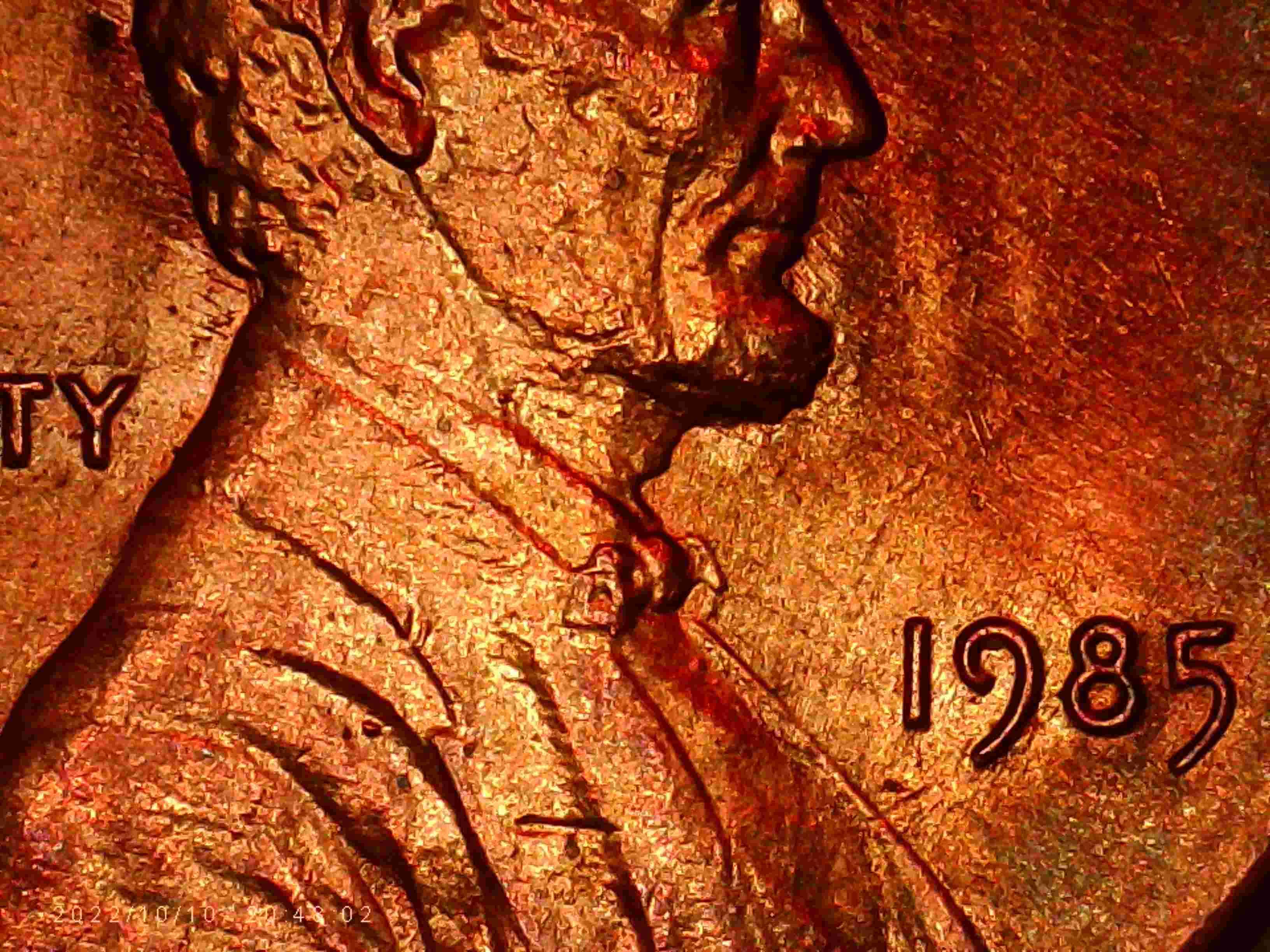 1985-LMC.-Die-Clash.-Double-Image-And-Pillers-Showing-On-Obverse.do-These-Have-Any-Value.thanks-Bent