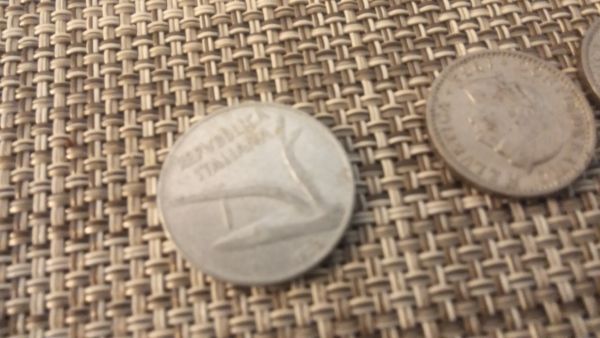 Help-To-IDNFie-The-Coins-And-Value
