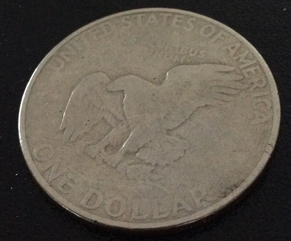 1972-Ike-Pocket-Piece-Or-Former-Casino-Slot-Machine