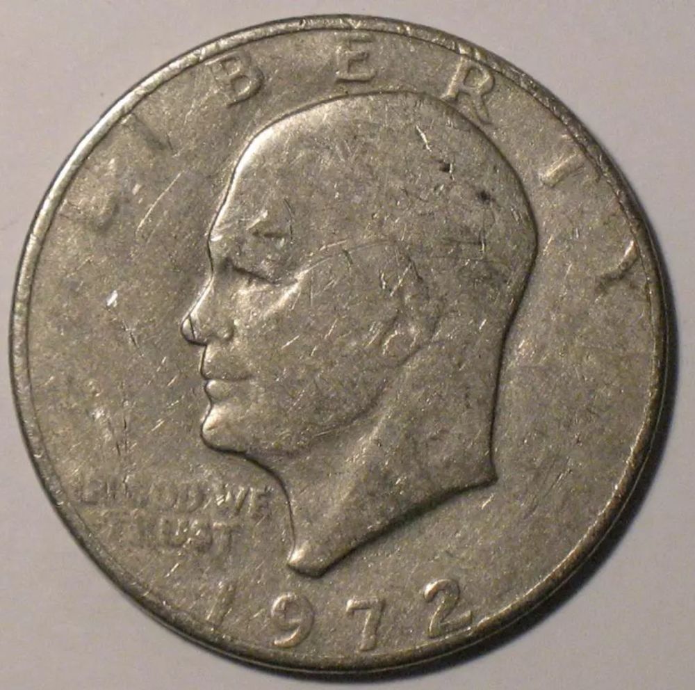 1972-Ike-Pocket-Piece-Or-Former-Casino-Slot-Machine