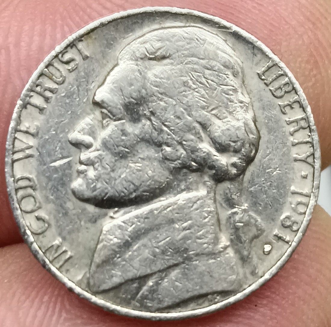 I-Have-A-Jefferson-Nickel-Weighting-5.5-And-I-Don't-Know-What-The-Mint-Mark-Is