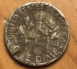 I-Have-A-1977-Dime-That-Has-Clips-On-Both-Sides