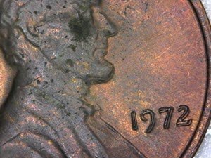 Odd-Looking-1972-Cent-...-Need-Help