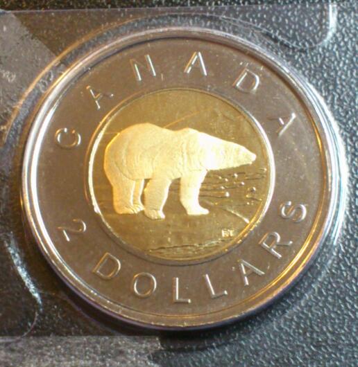 2010-Toonie-With-?-Strike-Through-Error-In-Mint-Set