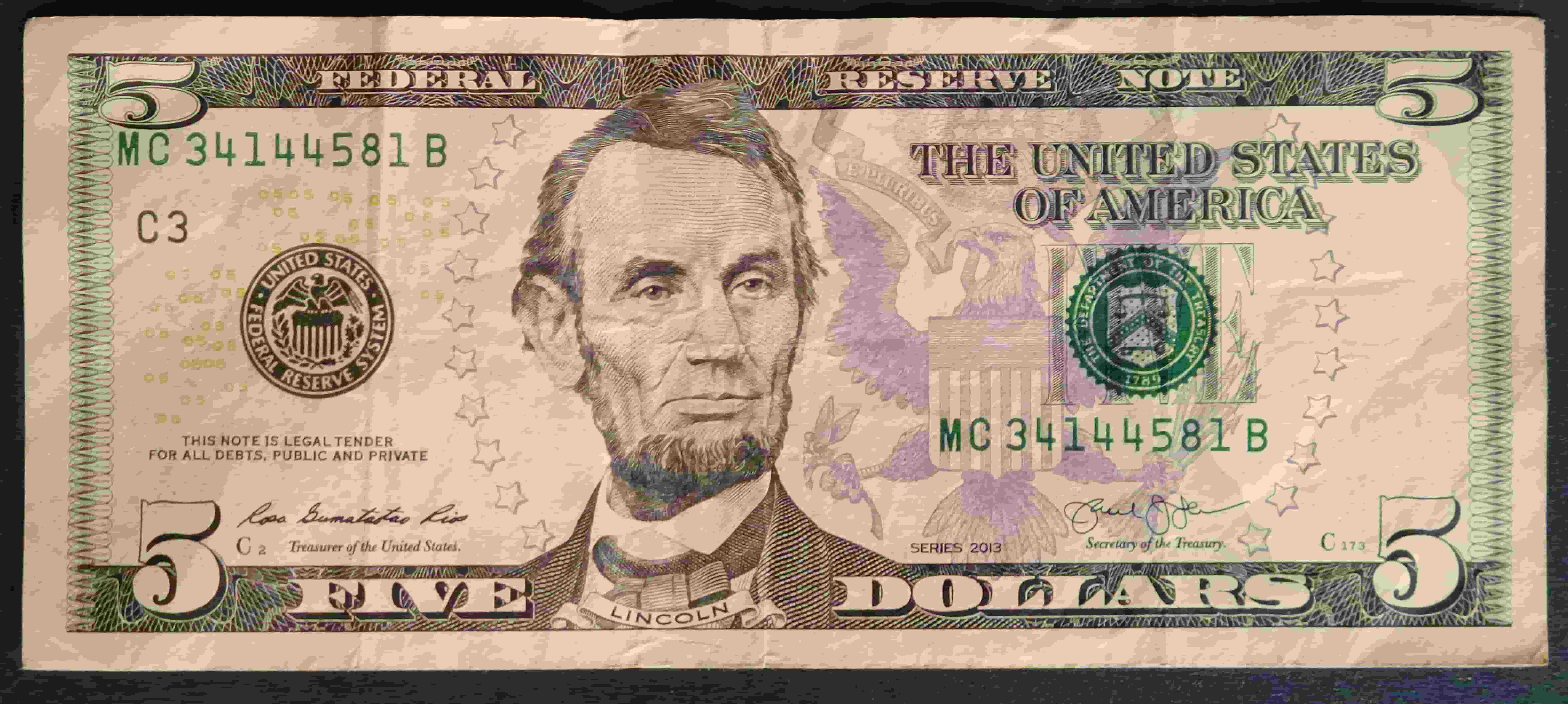 2013-$5-Bill---Top-Left-Serial-Number-Oddly-Close-To-The-Corner-'5'?