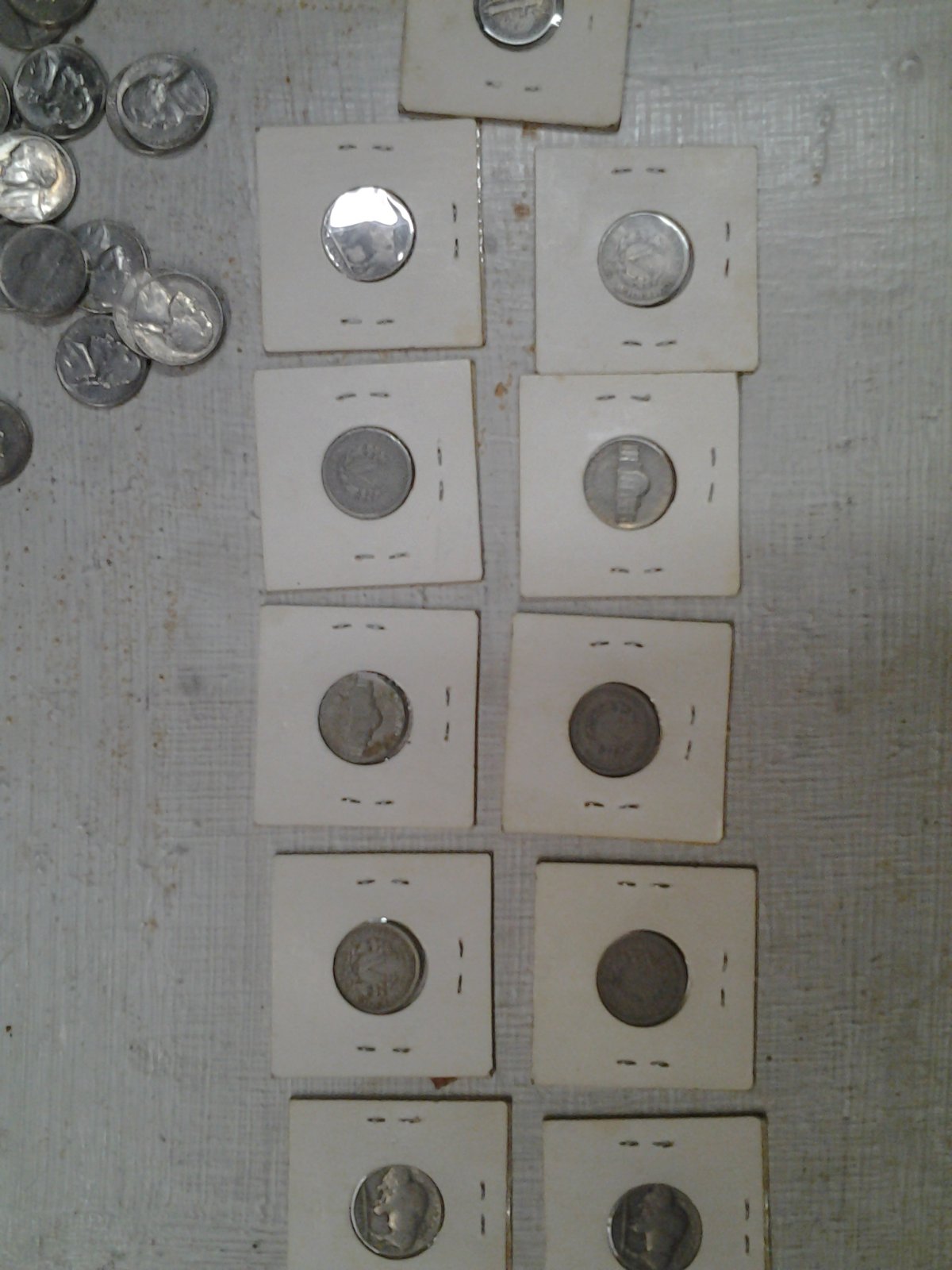 Many-Coins-All-Completely-180-Degree-Die-Alignement-Error