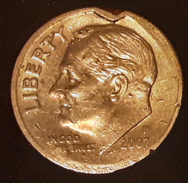 Mint-Error?--⚖-Or-🔨damage?---2007-P-Dime