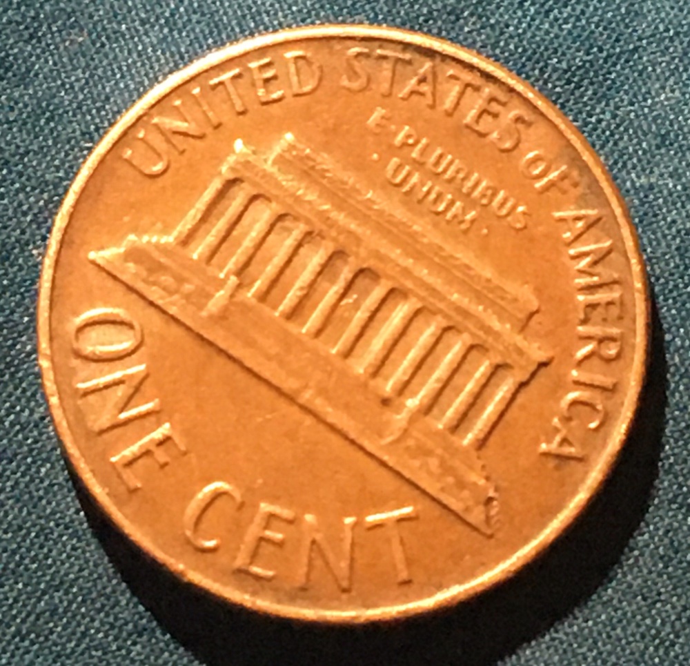 Can-Someone-Help-Please?-I-Have-A-1964-D-Lincoln-Memorial-Penny