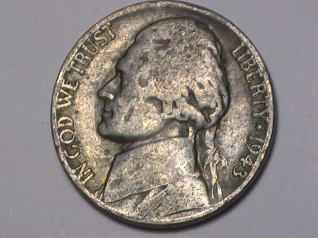 1943-War-Nickle-P-Is-It-A-Double-Eye-Or-A-3-Over-2?