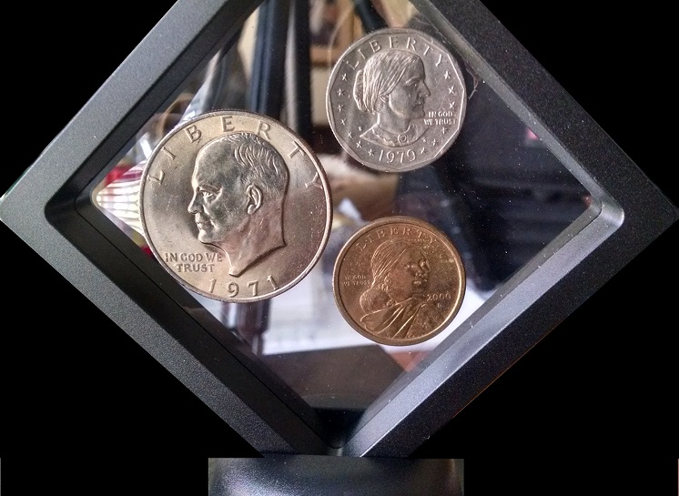 Desktop-Coin-Display---Modern-Dollars