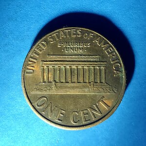 1999-D-Lincoln-Memorial-Cent:-This-Coin-Valuable?