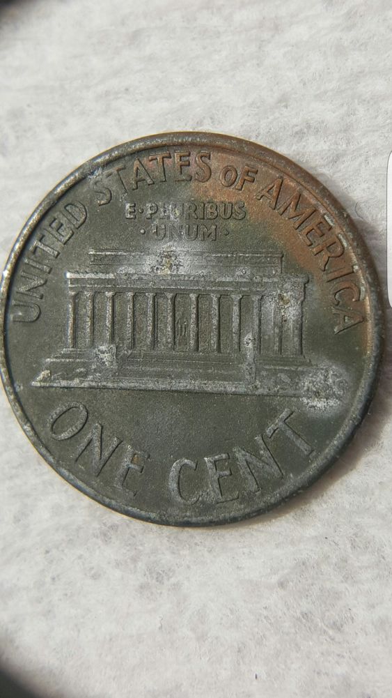 Opinion-Of-This-Lincoln-Cent...two-Colors..missing-Some-Clad?