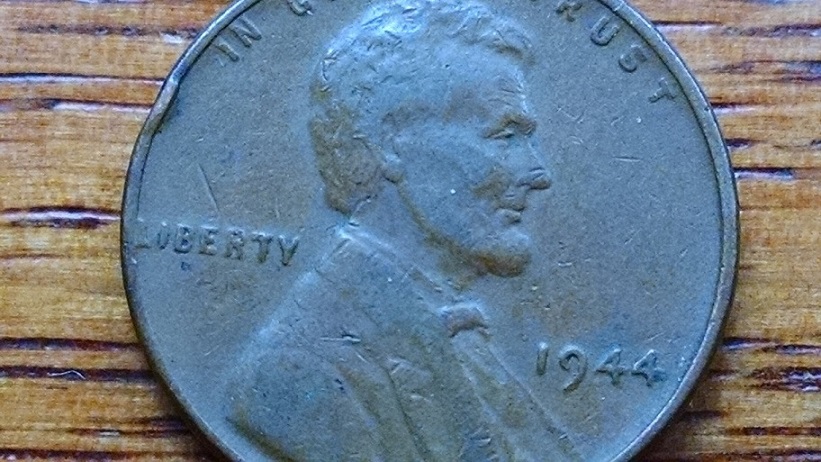 1944-Lincoln-Cent---Misaligned-'L'-In-Liberty-Grease-Filled?