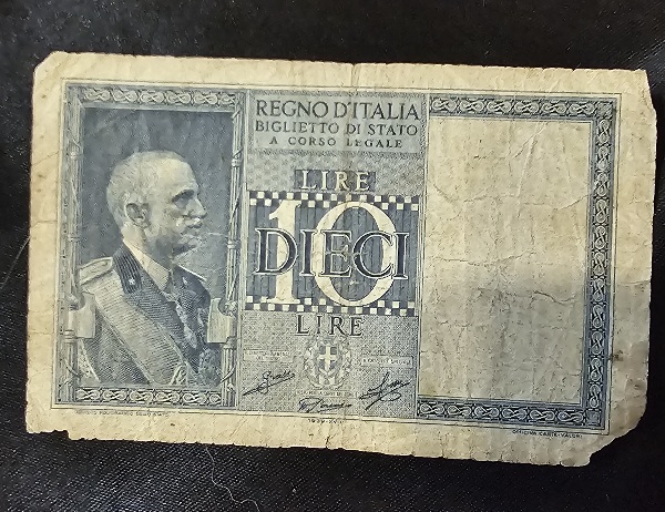 Old-Foreign-Currency--Paper-Money