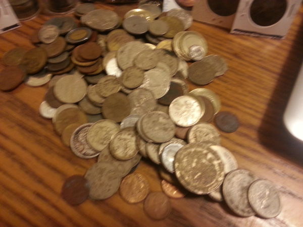 Foreign-Coins-To-Give-To-Child-Or-Children..
