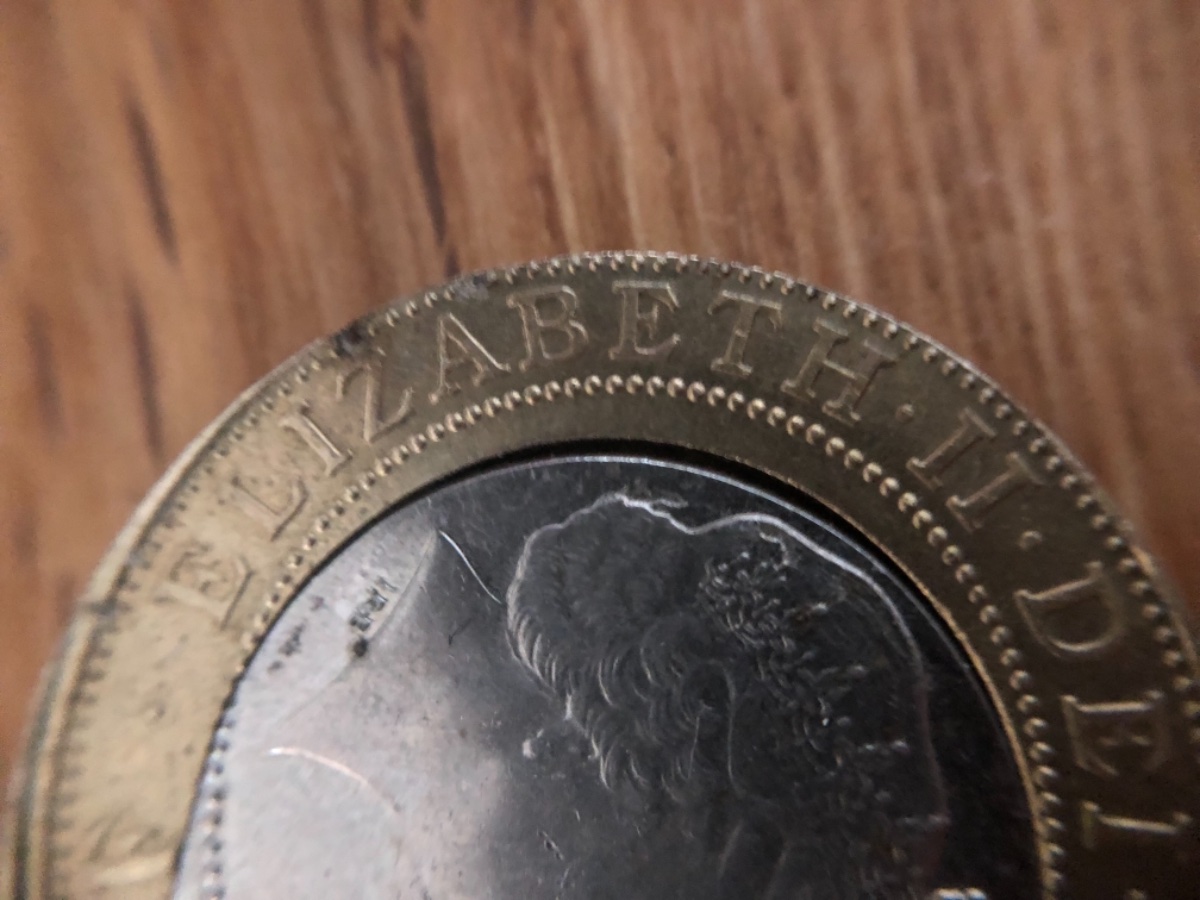 UK-�2-Coin-Minting-Error-Or-Fake?