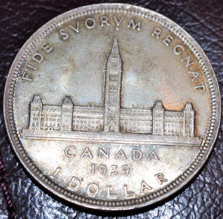 1939-Canada-Dollar---Grading-Opinions,-Please?