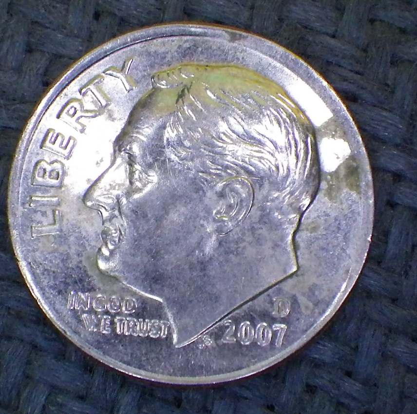 2007-D-Dime-With-Half-Copper-Visible-And-Double-Lettering
