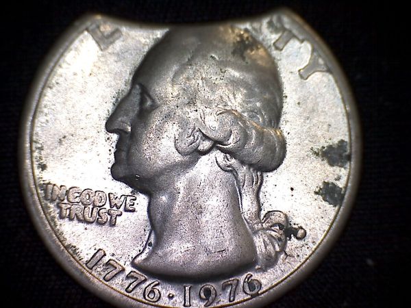 1776--1976-Quarter-Clipped