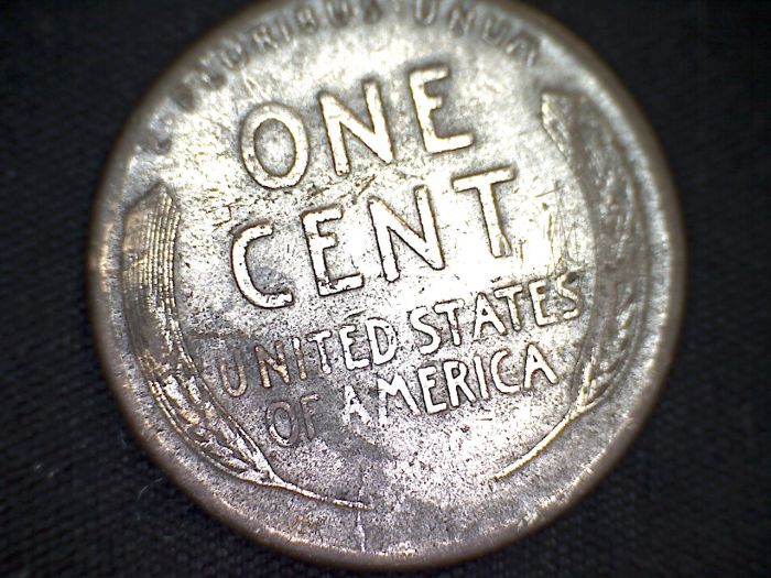 1917-S-Penny-Rotated-And-Not-Copper-?