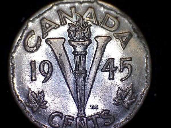 1945-Victory-Nickel-,-Date-Side-Mortar-Set