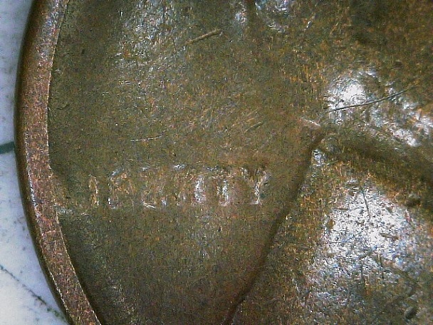 1925-S-Penny-Struck-Through-A-Late-Stage-Die-Cap?