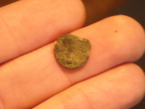 Small-Late-Roman-Bronze-Help-Needed