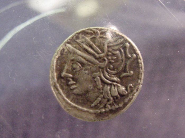 L-Appuleius-Saturnius-104Bc-Helmeted-Roma-Saturn-Quadri