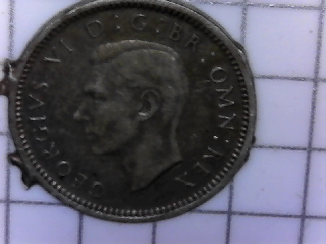 Biggest-Rim-Burrs-On-A-1940-UK-Threepence?