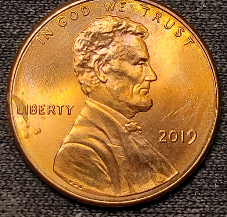 2019-Lincoln-Shield-Cent-With-A-Nice-Die-Break-Under-Banner-On-Reverse