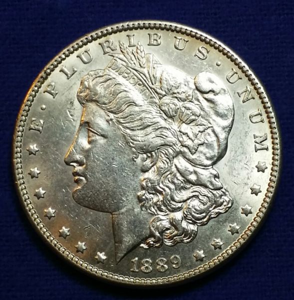 1889-P-Morgan-*vam-5B*-Pitted-&-Clashed---Hit-40