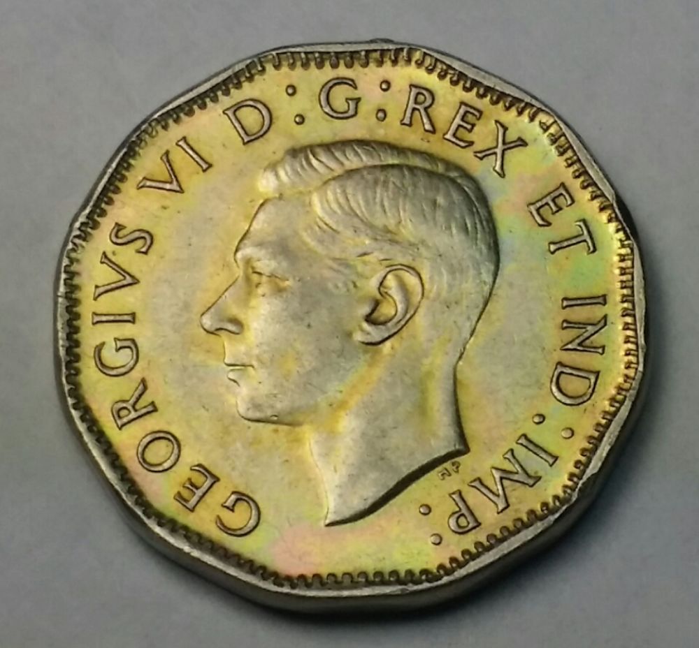 1947-Maple-Leaf--5-Cent...-Beautifully-Toned