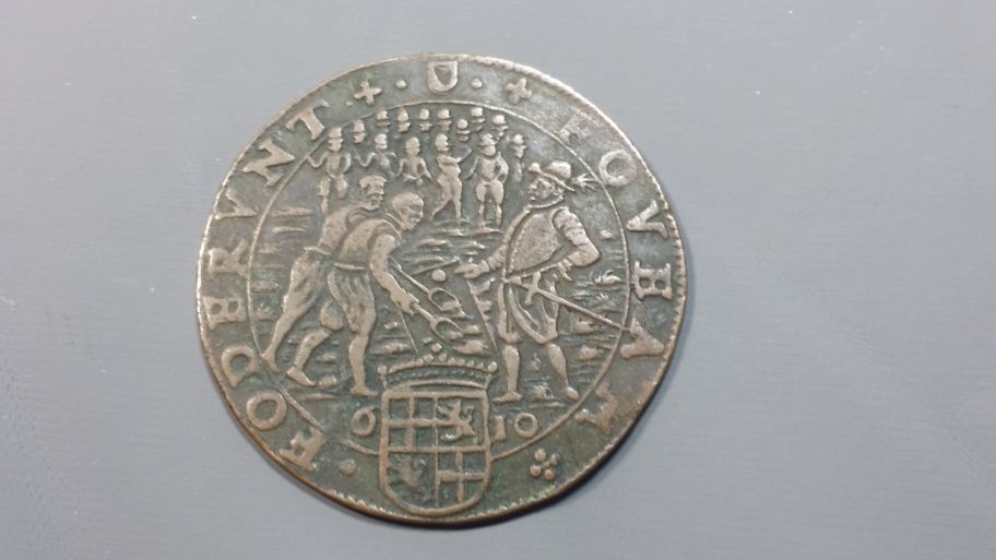 1610-/-1611-Commemorative-Or-Medal-Or-?