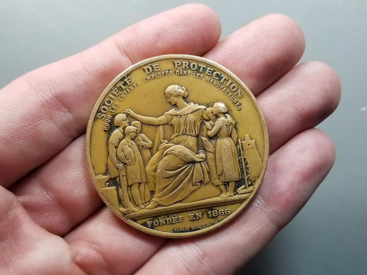 1911-French-Medal..-Anybody-Speak-French?