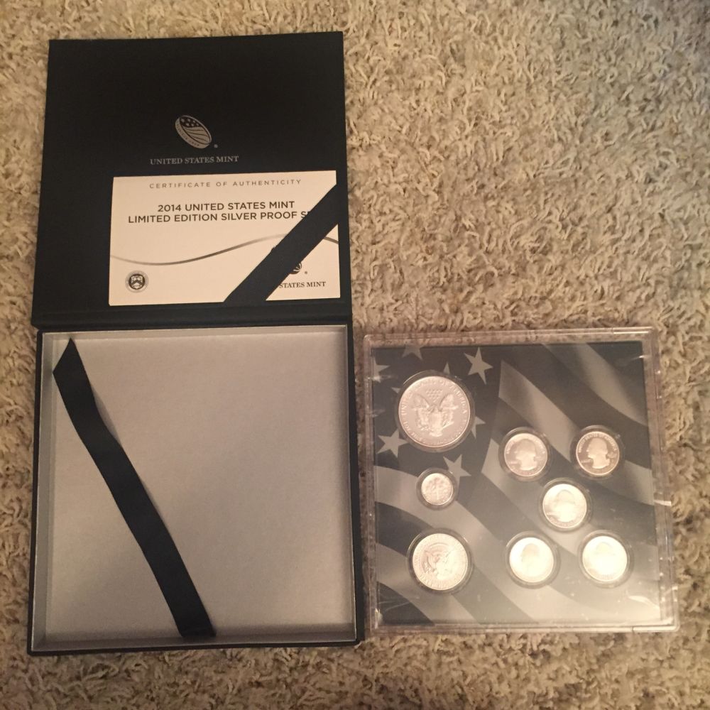 Post-Pictures-Of-USA-Sets-In-Original-Government-Packaging