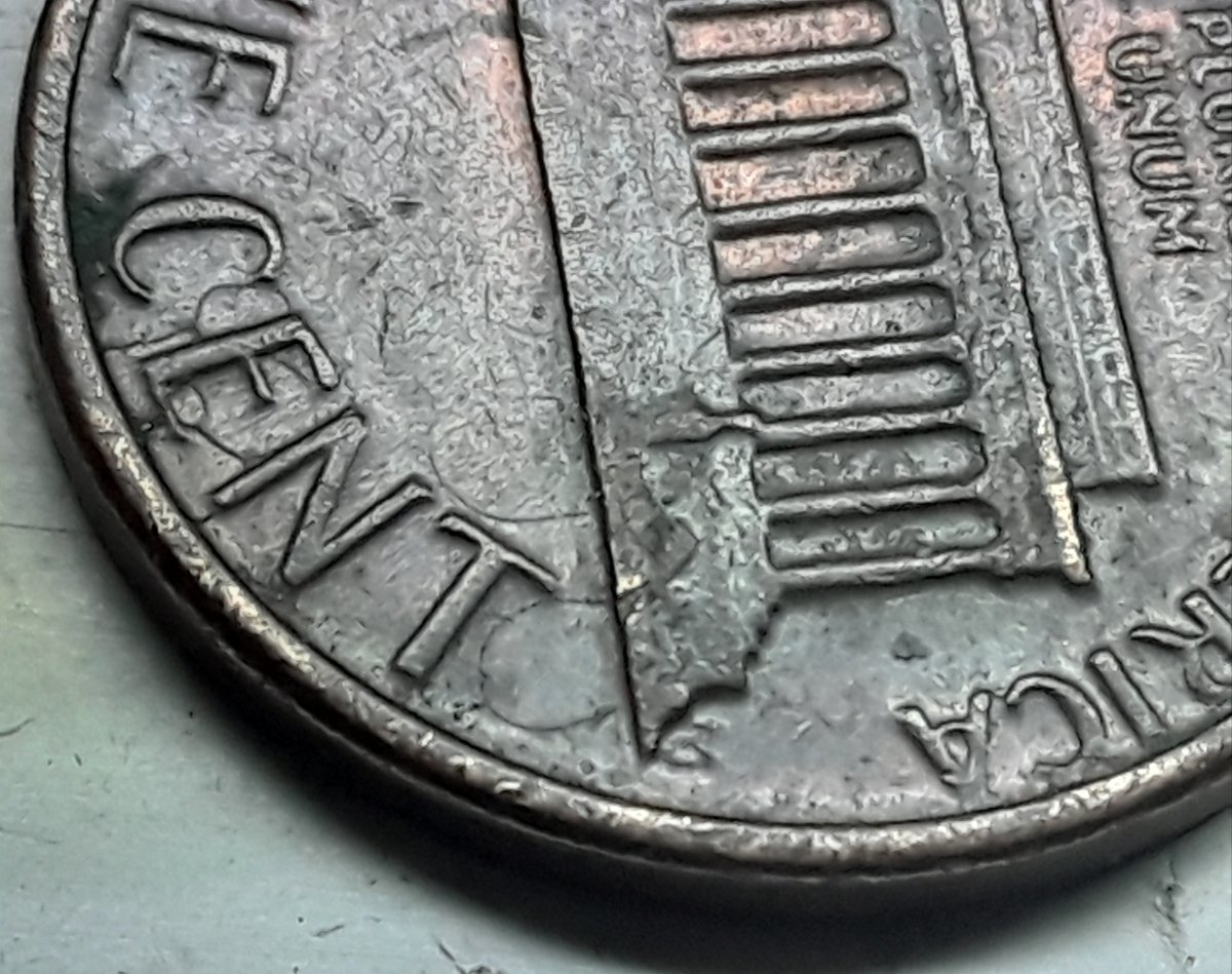 1980-D-LMC-Reverse-Die-Clash-Floral-Coin?