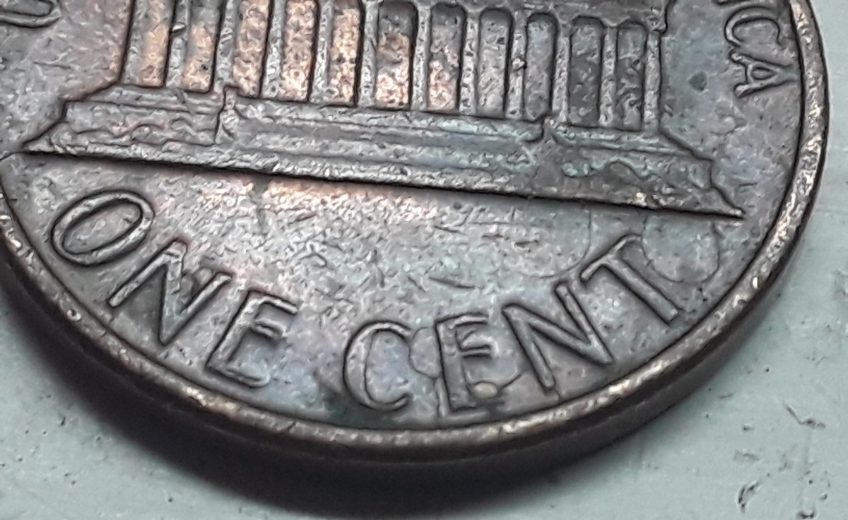 1980-D-LMC-Reverse-Die-Clash-Floral-Coin?