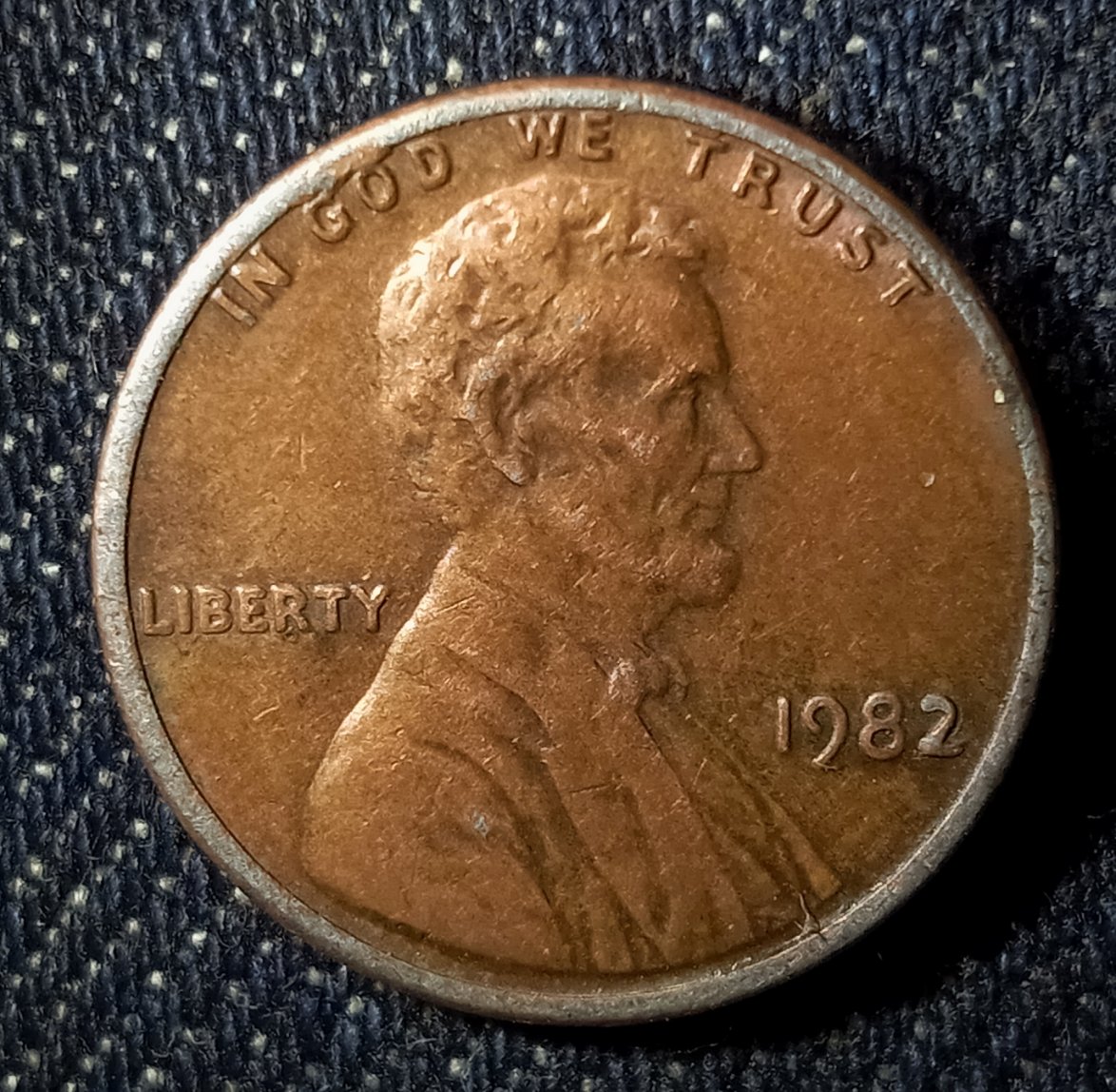 1982-P-LD-Zinc-Possible-New-DDO/-Maybe-DDR