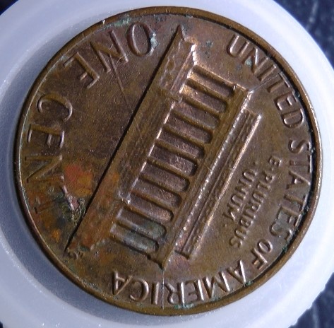 1983-Dirty-Old-Penny-With-Cracks-On-The-Back