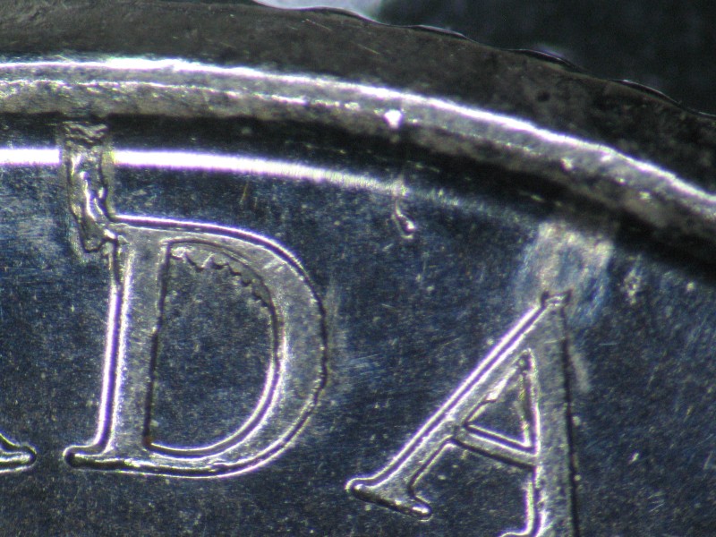2001-Volunteer-10-Cent-/-End-Of-Its-Die-Life-Obverse-With-Claws-And-Horns