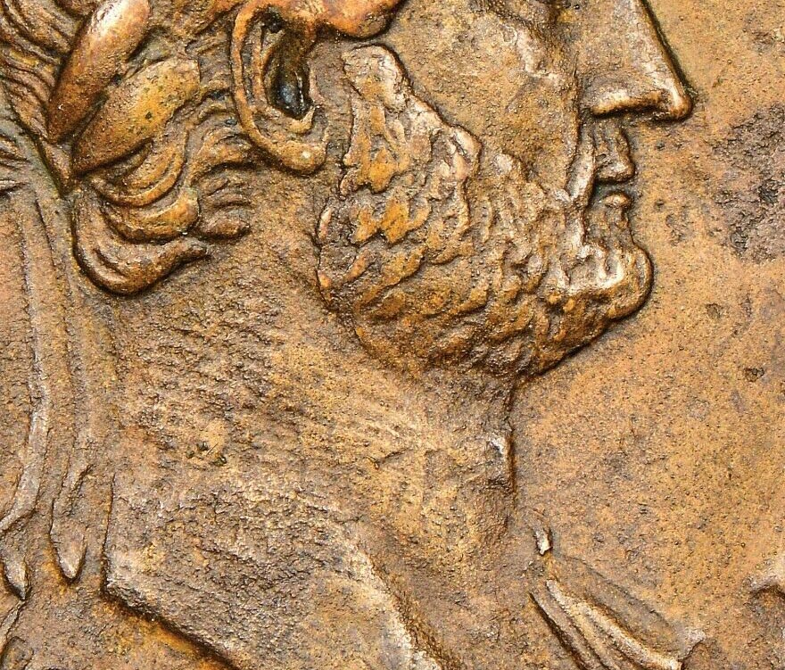 Hadrian-Sestertius---Beautiful-But-Strange-Lines