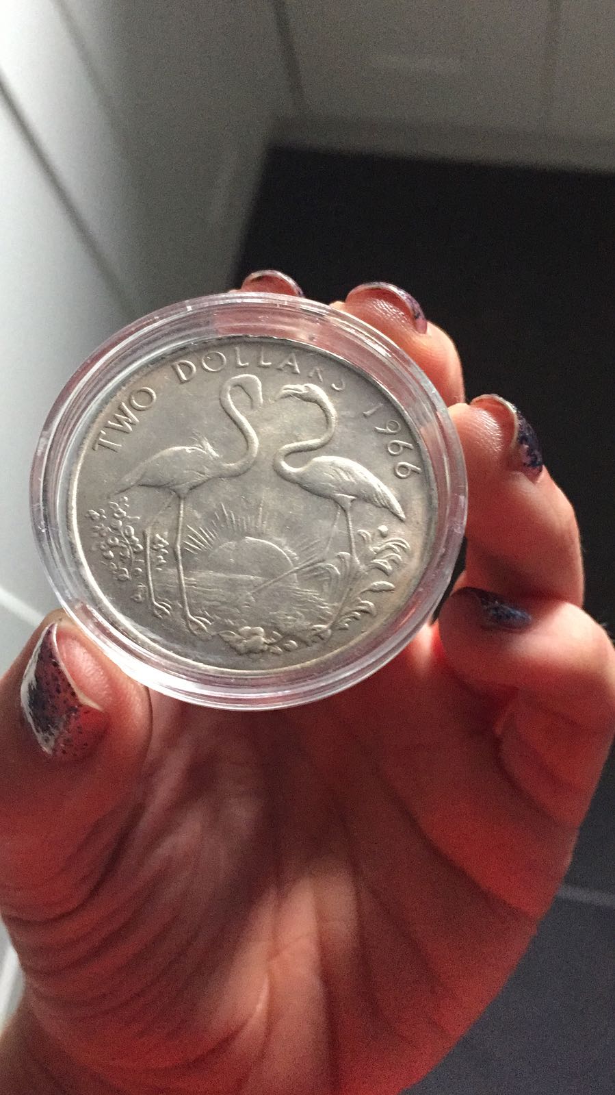 Need-ID-On-This-Coin-Different-Back---Received-This-Weird-Coin-In-Post.