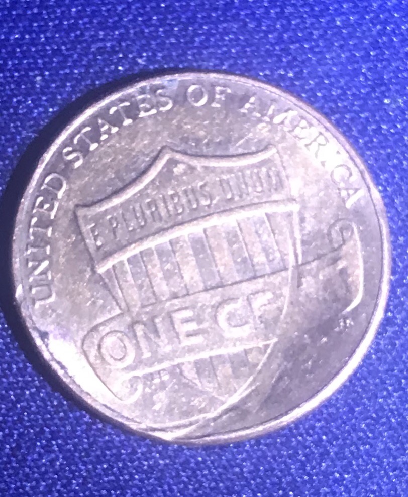 2013-Lincoln-Penny-With-Missing-Forehead-And-Other-Errors
