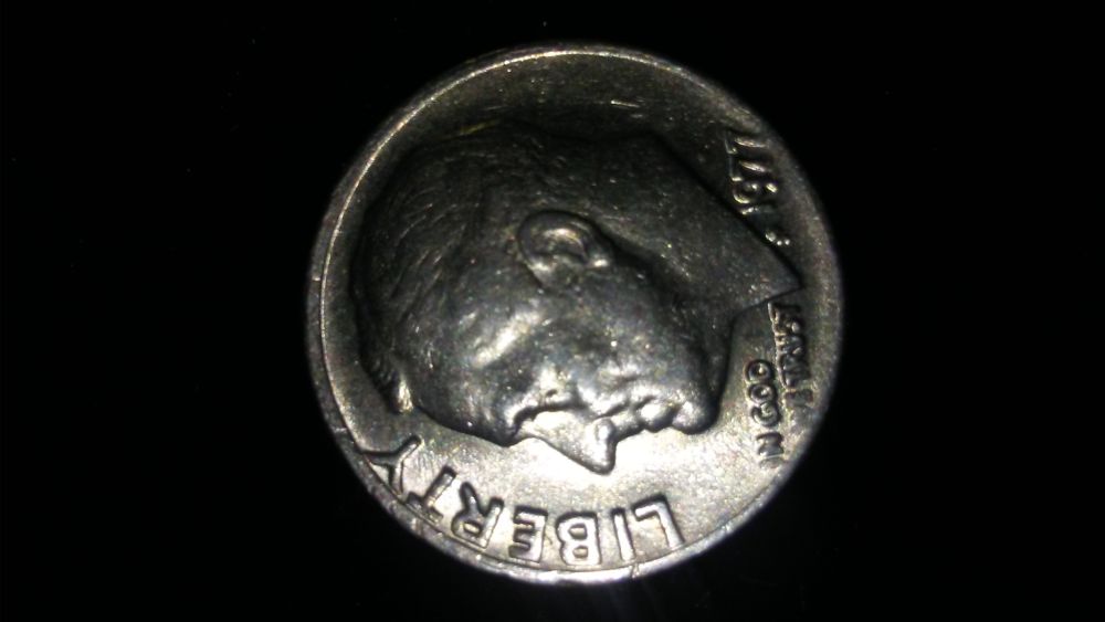 HI-Got-This-1977-D-Dime-I-Thi9-Has-And-Error-Can-Somebody-Helpme-Please