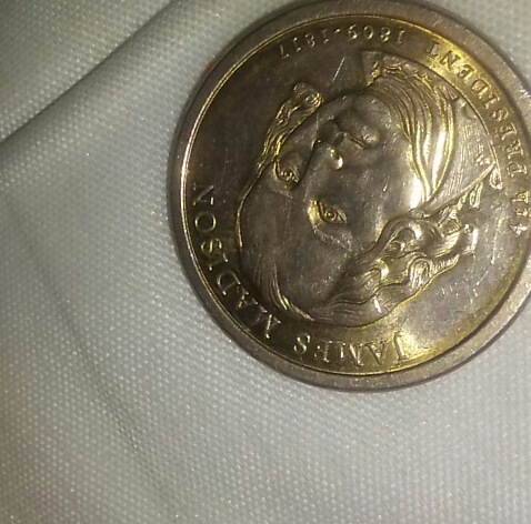 HI-I-Got-A-2007-1-DOllar-Coin-Has-Incomplete-The-Letter-R-On-Trust