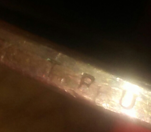 HI-I-Got-A-2007-1-DOllar-Coin-Has-Incomplete-The-Letter-R-On-Trust