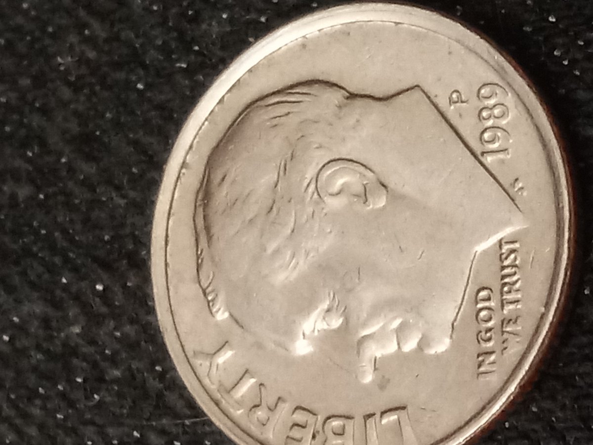 Can-Anyone-Explain-What-The-Heck-Is-Up-With-This-Roosevelt-Dime?-Error-Or-No?-1989-P