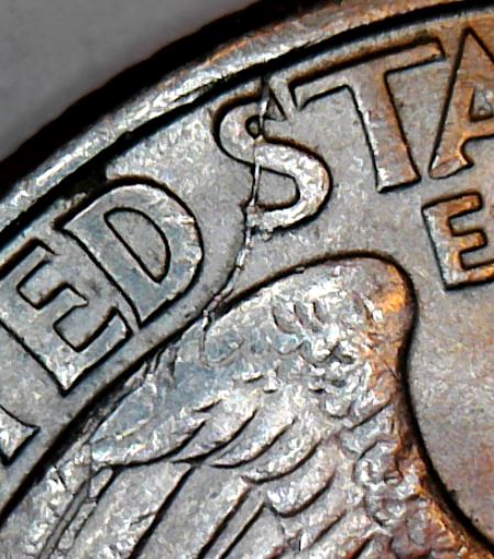 1997-P-Quarter---O-&-R-Cracks-/-Eye-Clash-/-Cud,-Or-Extra-Leaf-...or-?