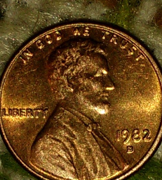 1982-D-LMC-Large-Date-Obverse-Brass,-Reverse-Cameo-Or-Shiny-Proof-Like