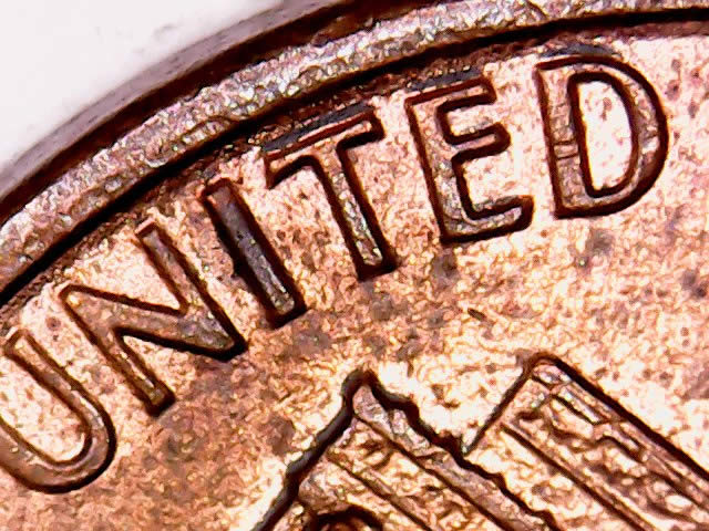 1987-D-Silver-Coloring-Above-Lettering-And-Also-The-D-MM